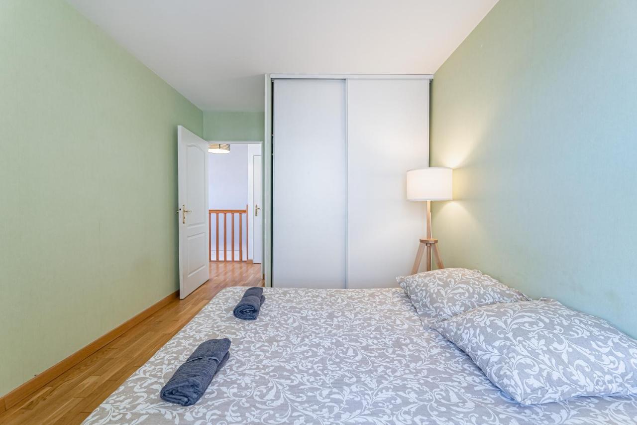 La Joliette; Duplex 2 Chambres, Parking Inclus+ Terrasse+ Ascenseur มาร์กเซย ภายนอก รูปภาพ