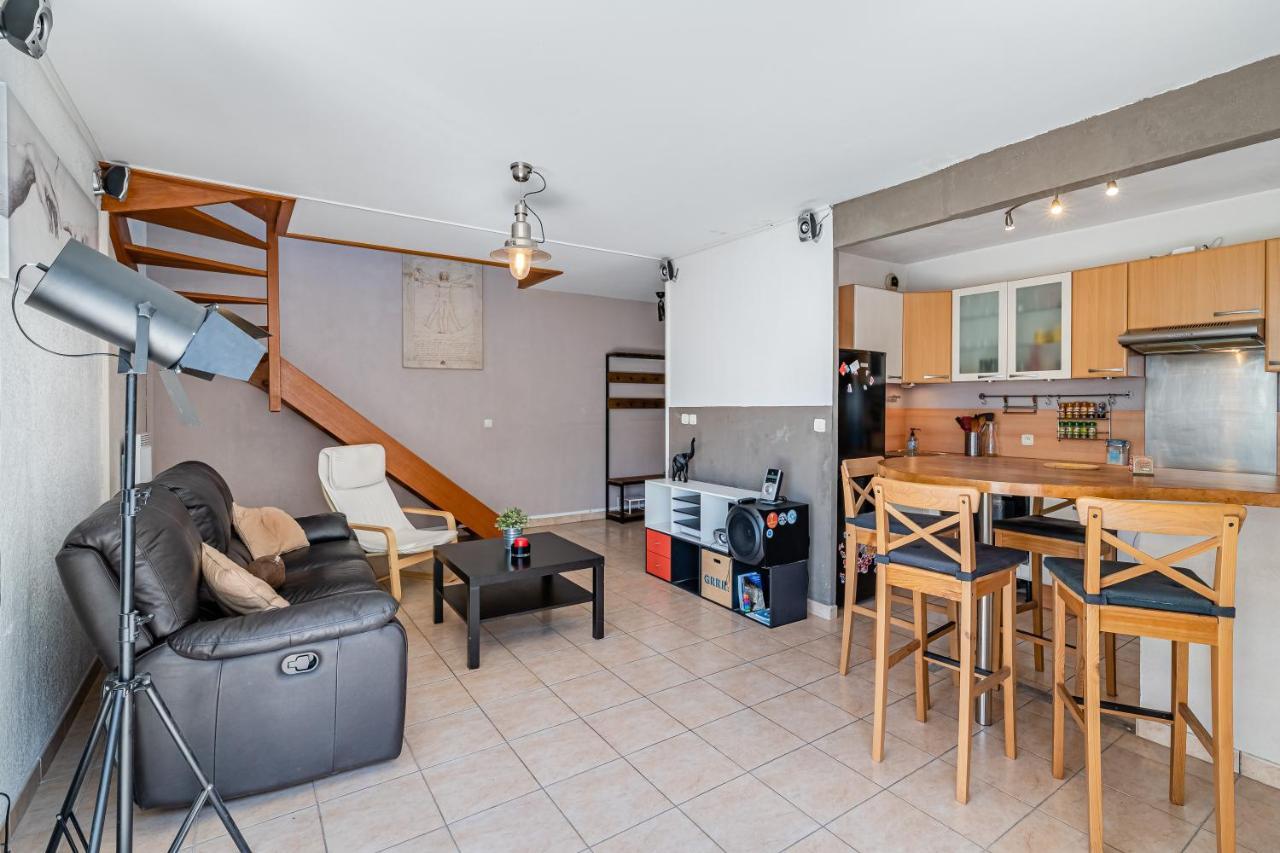 La Joliette; Duplex 2 Chambres, Parking Inclus+ Terrasse+ Ascenseur มาร์กเซย ภายนอก รูปภาพ